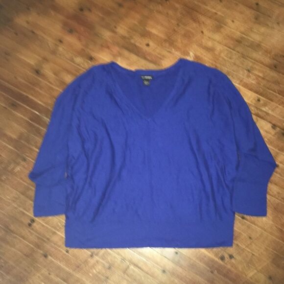 Lane Bryant 22/24 short sleeve V neck sweater - Picture 1 of 3